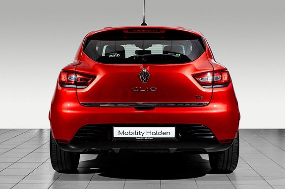 Renault Clio 14 of 30