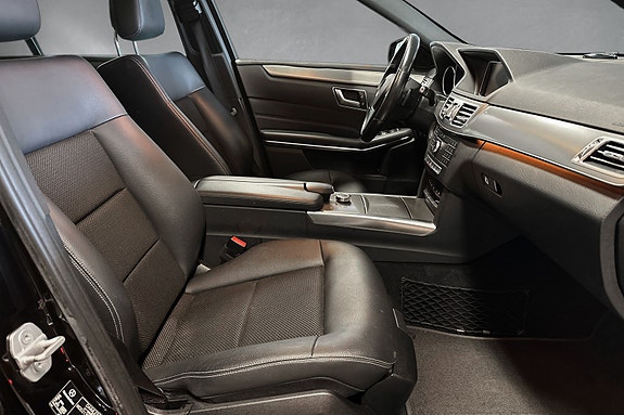 Mercedes-Benz E200 d 12 of 30