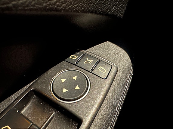 Mercedes-Benz E200 d 19 of 30