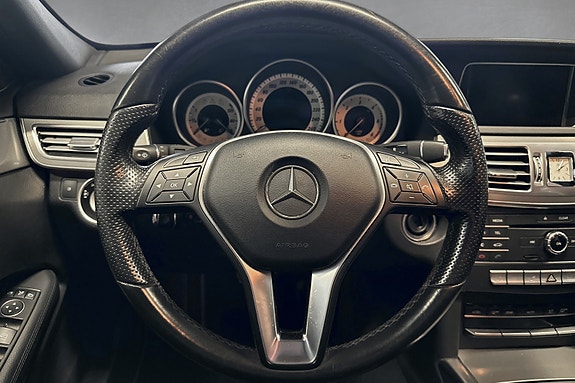 Mercedes-Benz E200 d 16 of 30
