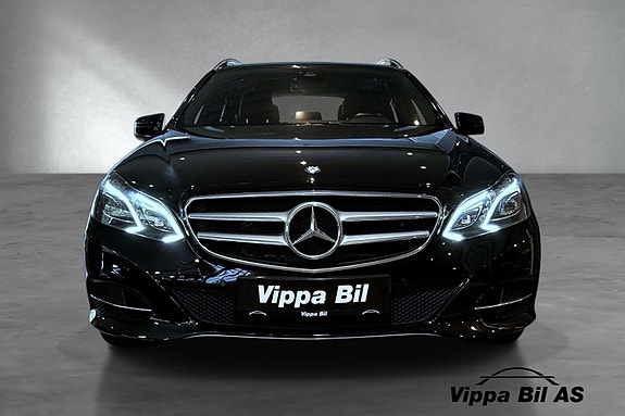 Mercedes-Benz E200 d 2 of 30