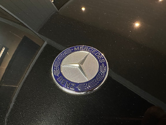Mercedes-Benz E200 d 27 of 30