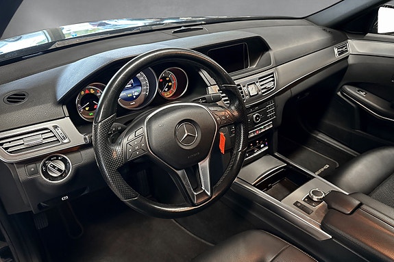 Mercedes-Benz E200 d 15 of 30