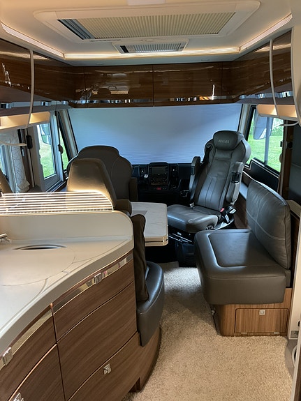 Eura Mobil Integra 760 QB 14 of 22