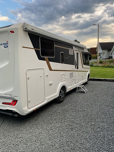 Eura Mobil Integra 760 QB 4 of 22