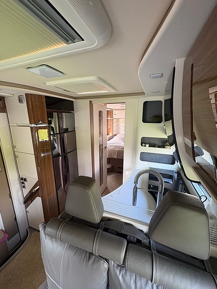 Eura Mobil Integra 760 QB 20 of 22