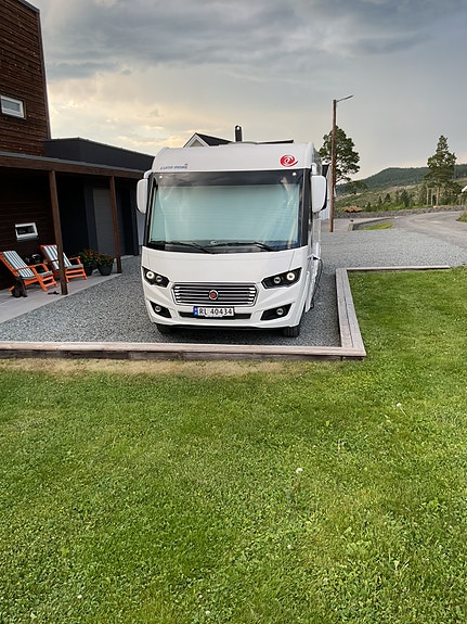 Eura Mobil Integra 760 QB 2 of 22
