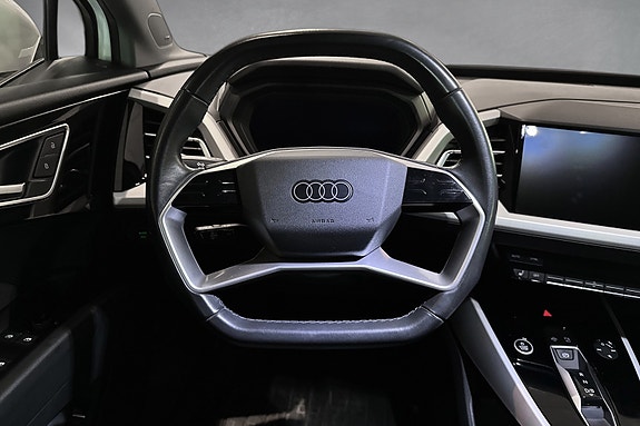 Audi Q4 e-tron 16 of 30