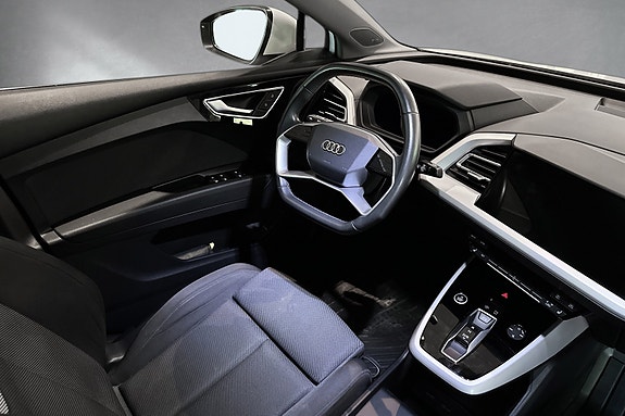 Audi Q4 e-tron 9 of 30