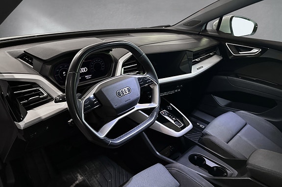 Audi Q4 e-tron 15 of 30