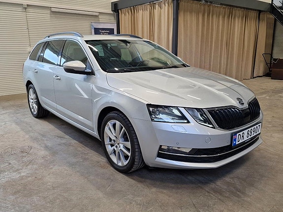 Skoda Octavia 5 of 30