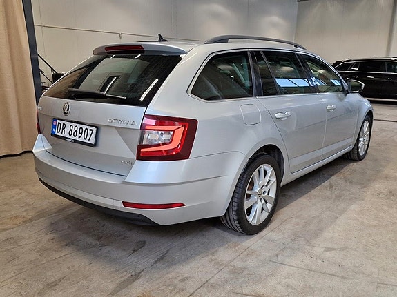 Skoda Octavia 5 of 5