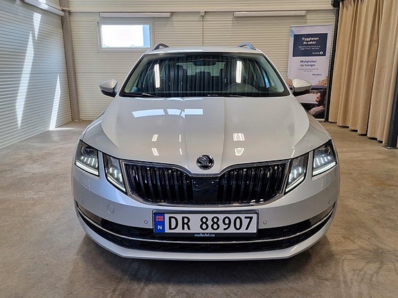 Skoda Octavia 6 of 30
