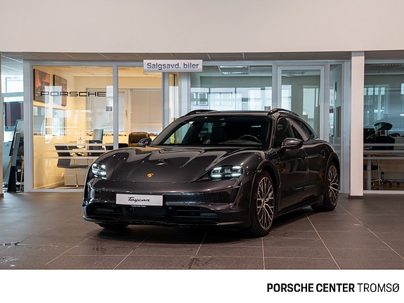 Porsche Taycan Cross Turismo 2 of 5