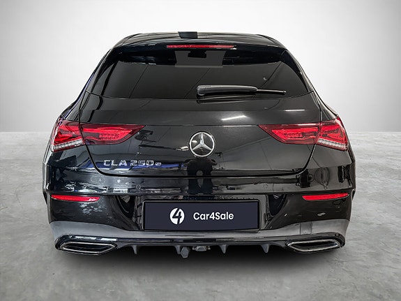 Mercedes-Benz CLA250 e 4 of 30