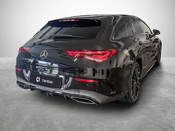 Mercedes-Benz CLA250 e 5 of 30