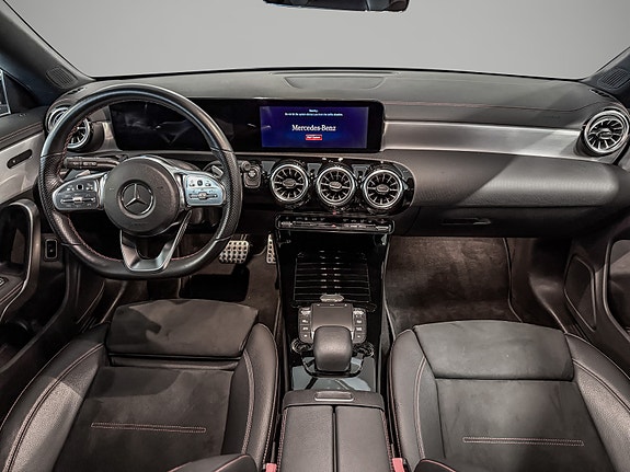 Mercedes-Benz CLA250 e 16 of 30
