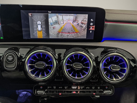 Mercedes-Benz CLA250 e 17 of 30