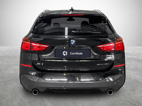 BMW X1 4 of 5