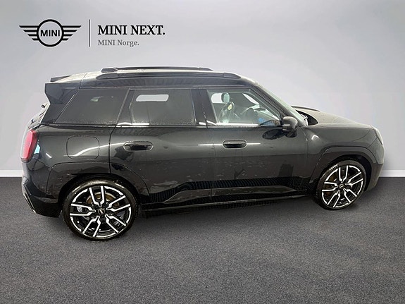 MINI Aceman SE 4 of 13