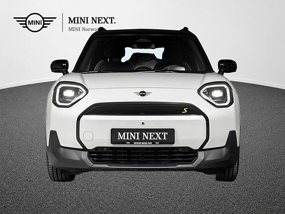 MINI Aceman SE 2 of 10