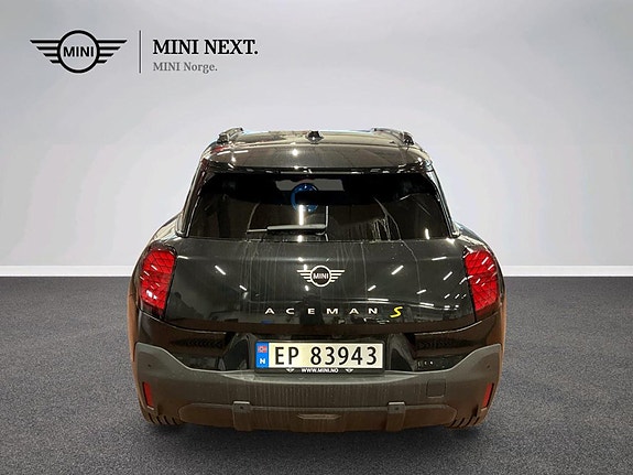 MINI Aceman SE 8 of 15