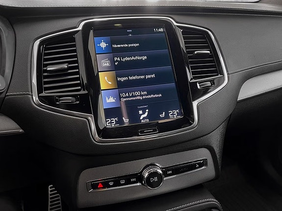 Volvo XC90 21 of 30