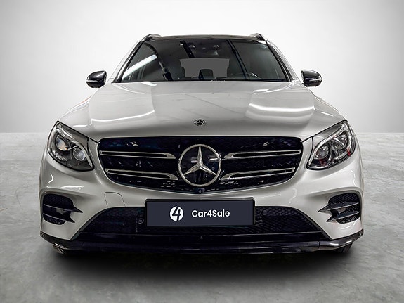 Mercedes-Benz GLC350 e 8 of 30