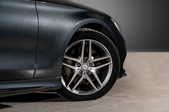 Mercedes-Benz S400 10 of 30