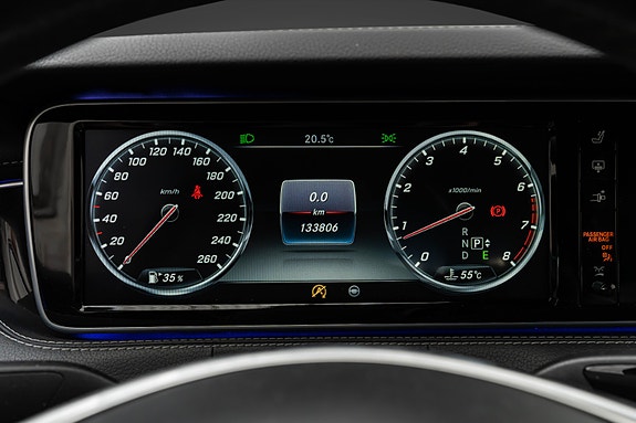 Mercedes-Benz S400 17 of 30