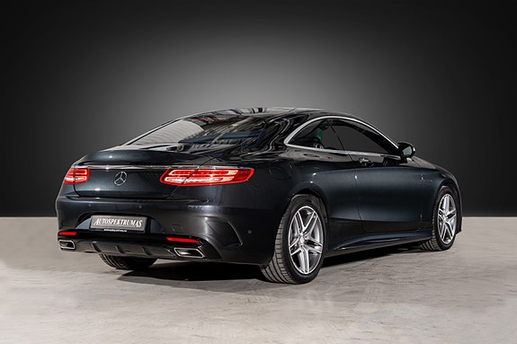 Mercedes-Benz S400 4 of 5