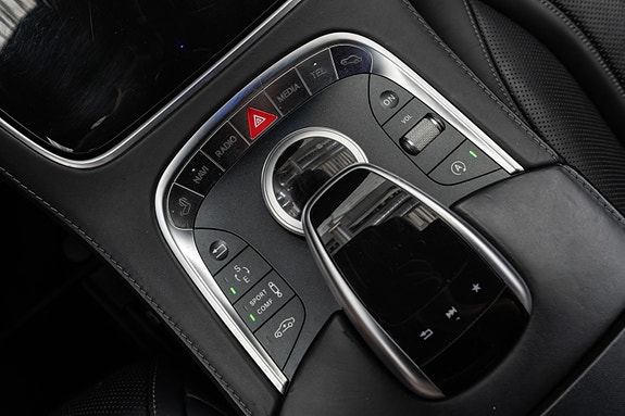 Mercedes-Benz S400 26 of 30