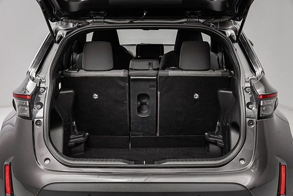 Toyota Yaris Cross 12 of 28