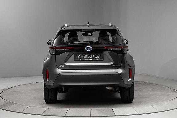 Toyota Yaris Cross 3 of 28
