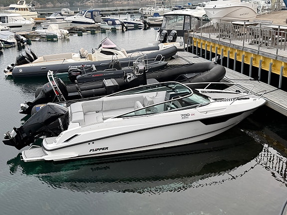 Flipper 700 DC m/Mercury 225 V6 - Veldig fin og sporty båt 2 of 5