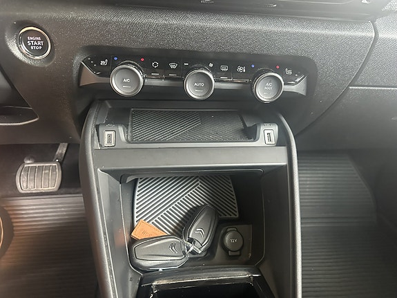 Citroen E-C4 25 of 30