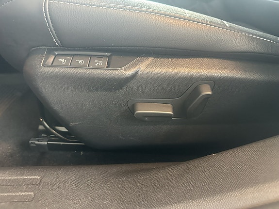 Citroen E-C4 24 of 30