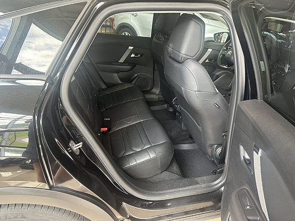 Citroen E-C4 12 of 30
