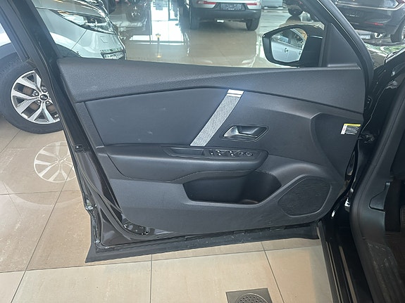 Citroen E-C4 22 of 30