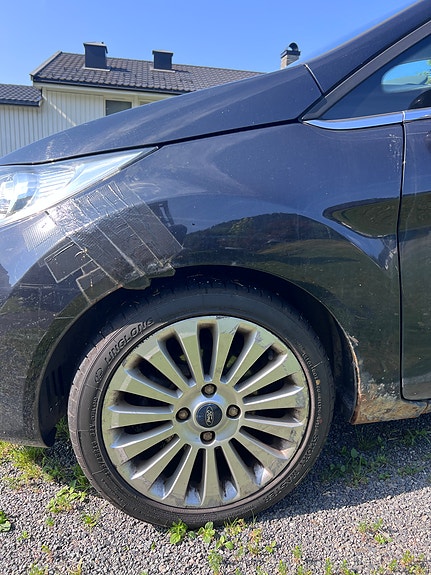 Ford Fiesta 3 of 5