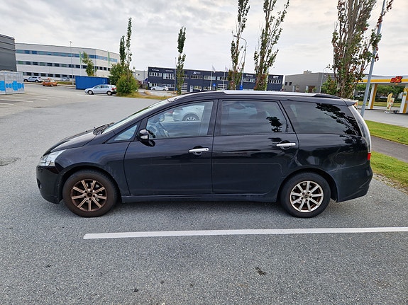 Mitsubishi Grandis 3 of 5