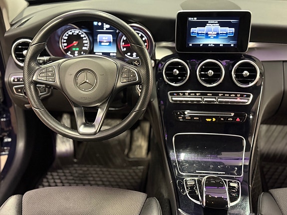 Mercedes-Benz C180 28 of 30