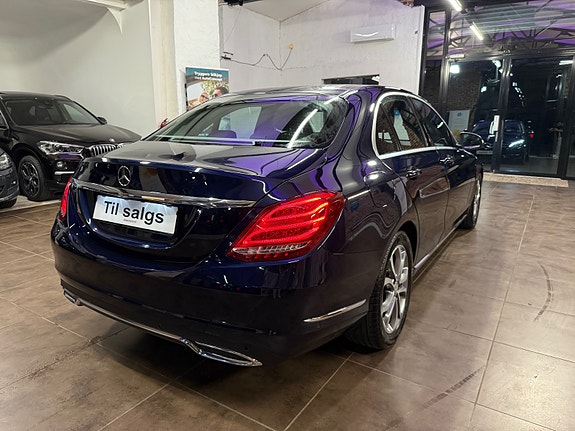 Mercedes-Benz C180 14 of 30