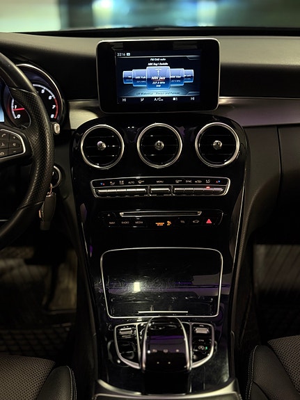 Mercedes-Benz C180 29 of 30