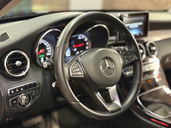Mercedes-Benz C180 25 of 30
