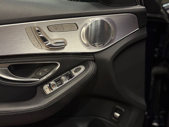 Mercedes-Benz C180 22 of 30