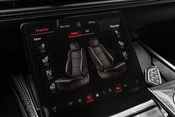 Cadillac Escalade 28 of 30