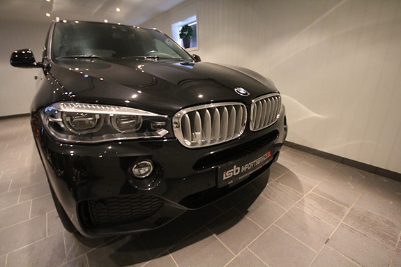 BMW X5 3 of 28