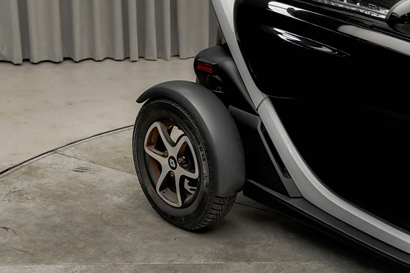 Renault Twizy 25 of 25