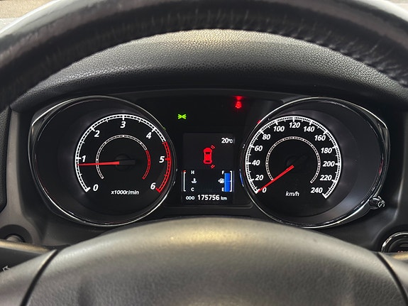 Peugeot 4008 17 of 22